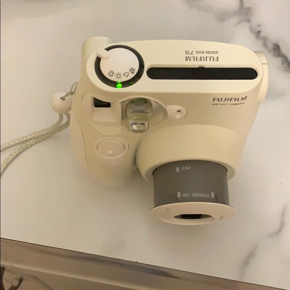 FujiFilm instax mini 7S instant film camera